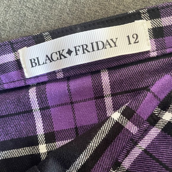 Purple Plaid Pleated Skirt - Picture 4 of 5